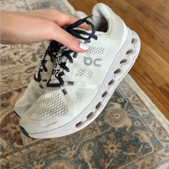 On Running White Athletic Shoes - Picture 2 of 15